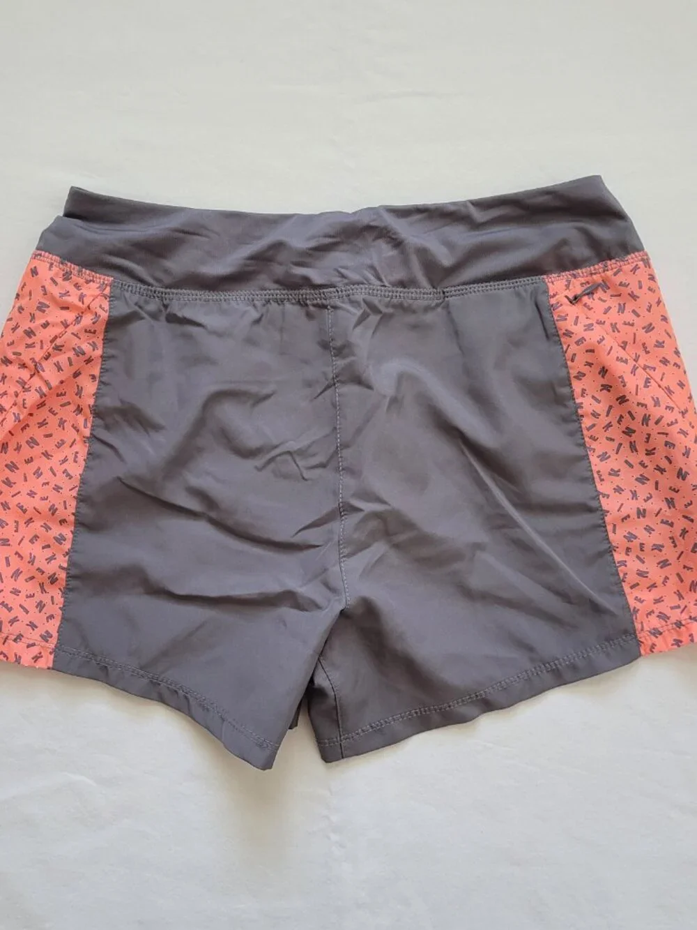 Nike Dri Fit Girls Athletic Shorts Activewear Running Coral Gray Medium - Picture 10 of 12